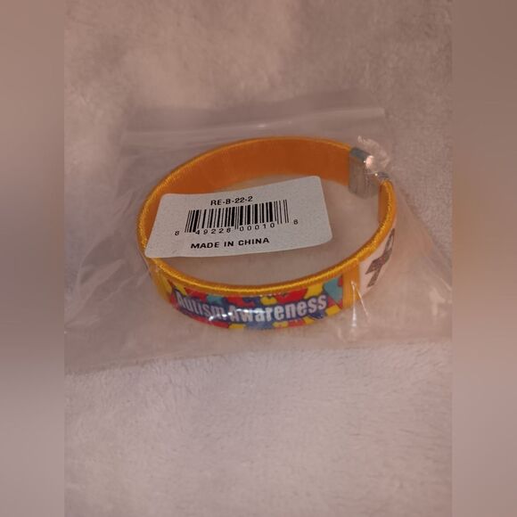 Adult Yellow Autism Awareness Bangle Bracelet New Without Tags - Picture 1 of 8